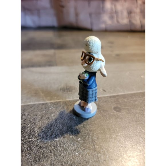Zootopia bellwether lamb Disney toy figure - Picture 6 of 7